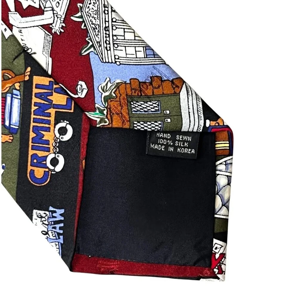 VTG Necktie Nicole Miller 90s Hand Sewn Pop Art Law School Legal Humor Silk‎